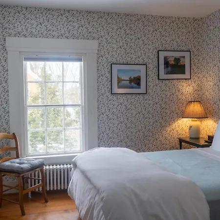 The White Gables Inn-3